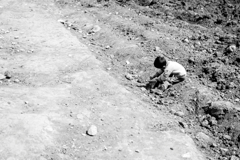 Viele Kinder haben in ihrer Heimat Hass und Gewalt erlebt und leiden nun unter Traumata, Angst und Alpträumen. Foto: Mohammad Chaddad