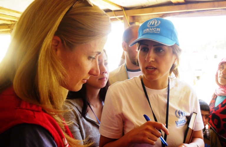 humedicaist Teil des Koordinierungssystems des UNHCR, weshalb regelmäßig UN-Mitarbeiter diehumedica-Teams bei ihrer Arbeit besuchen. Aufgrund dieser engen Zusammenarbeit konntehumedicain den vergangenen Monaten eine Reihe von Workshops für andere humanitäre Akteure organisieren. Foto:humedica/Carolin Gißibl