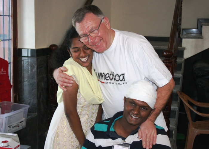 Praxisübungen wie etwa zum Thema Katastrophenmedizin ergänzen die theoretischen Seminar im Training. Foto:humedica