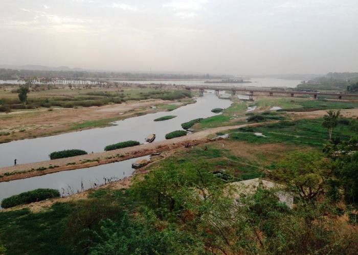 Der Niger ist der drittgrößte Fluss Afrikas. Jetzt im Februar führt er weniger Wasser als zur Regenzeit. Foto:humedica