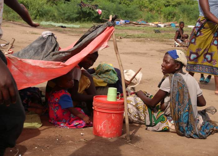 Den Menschen in Malawi fehlt es nach den Überschwemmungen an so gut wie allem. Die Verteilung von wichtigen Hilfsmitteln wie Decken, Eimern und Planen wird aktuell vorbereitet. Foto:humedica