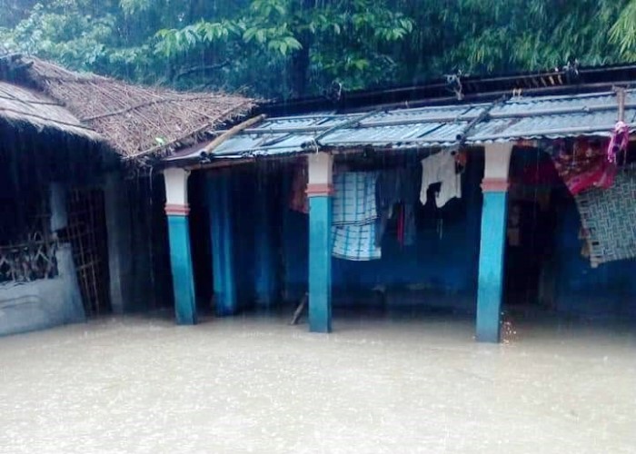 Viele Häuser im indischen Bundesstaat Bihar sind überflutet. Foto:humedica
