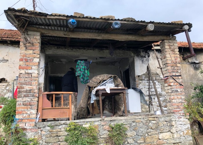 Nach dem Erdbeben sind viele Häuser unbewohnbar. Foto:humedica