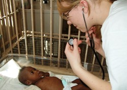 Ihr Einsatz in Haiti war nur einer der angehenden Ärztin Saskia Hankel. Foto: humedica/Ruth Bücker