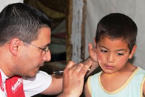 Im Bekaa-Tal, im Osten des Libanons, behandelnhumedica-Ärzte die syrischen Flüchtlinge kostenfrei. Foto:humedica/Lina Koch