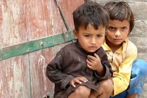 Ein Leben zwischen Angst und Armut: Nach wie vor Realität für Millionen Kinder! Foto: humedica/Ruth Bücker