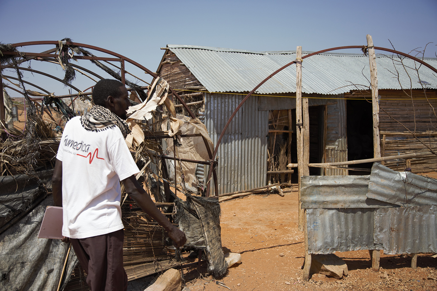 Die Menschen in den Flüchtlingslagern leben seit vielen Jahren in provisorischen Hütten.