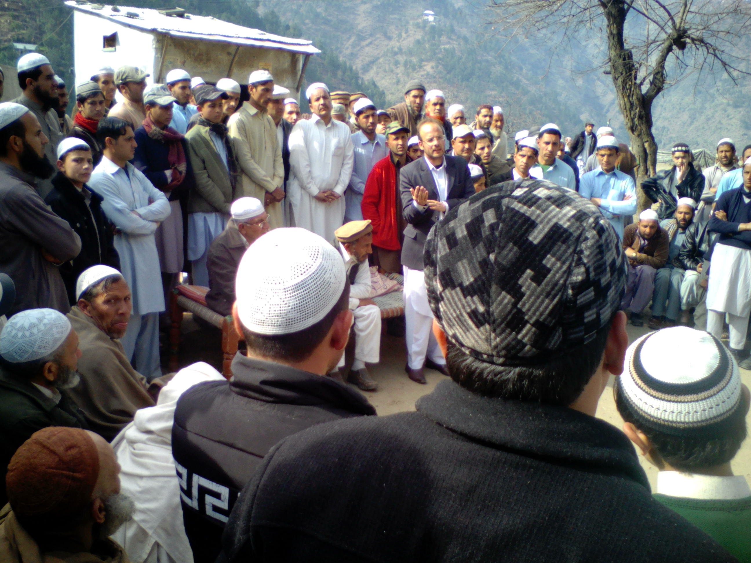 Hilfe zur Selbsthilfe nach Katastrophen, darum geht es in Schulungen in Pakistan. Foto:humedica